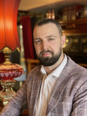 Image of Jeremy Hess, Associate